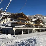 Alpinresort 3 كابرون